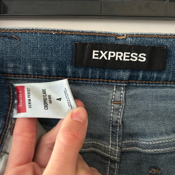 Express cropped flare high rise 4 - Picture 4 of 4